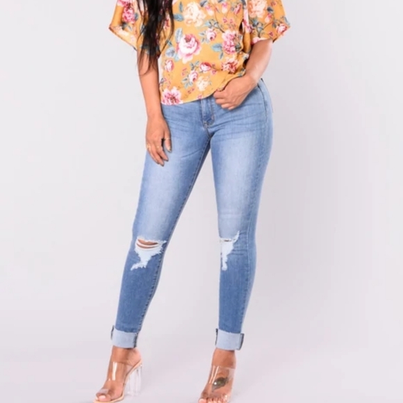 Fashion Nova Denim - Fashion Nova cuff crushed jeans size 2XL (16-18)